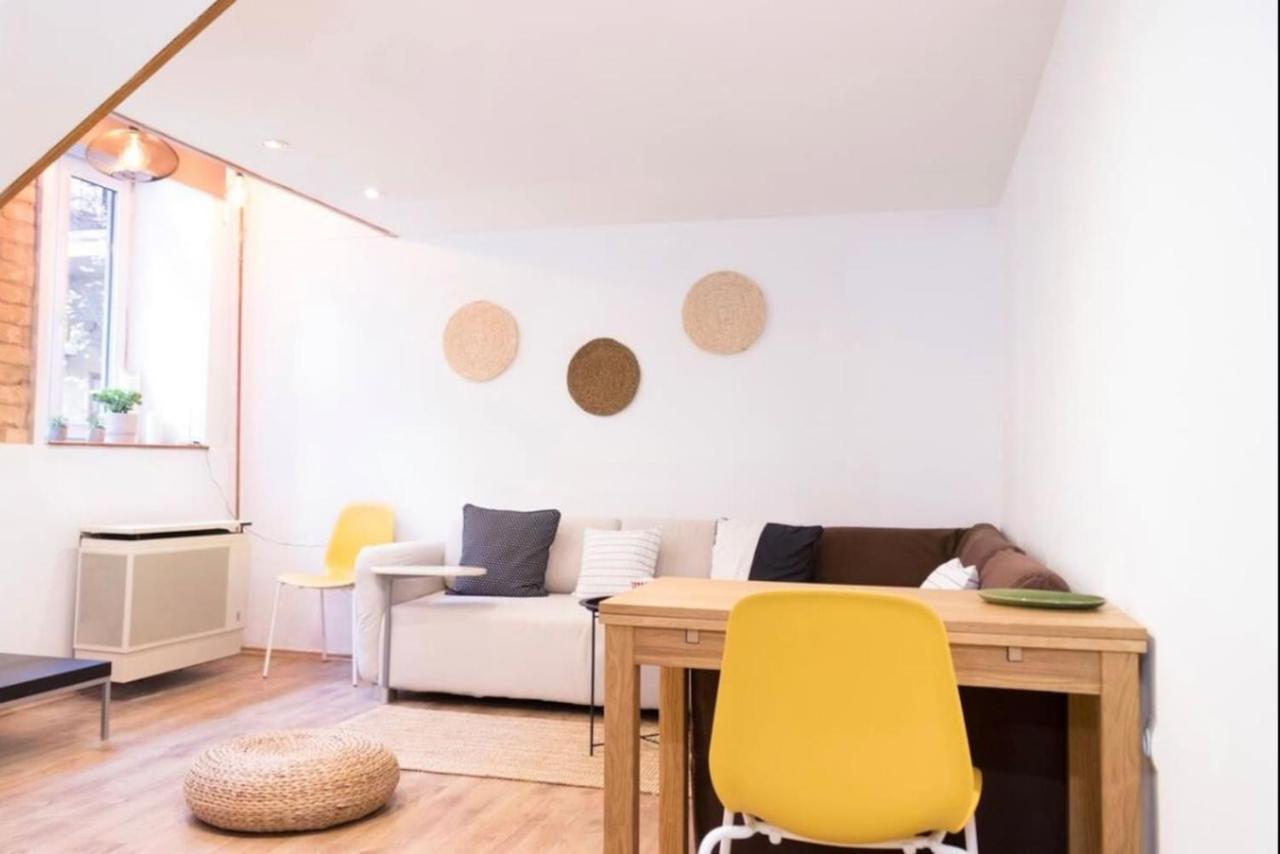 Apartment Stylish Natural With Sauna - Heroes Square Budapest