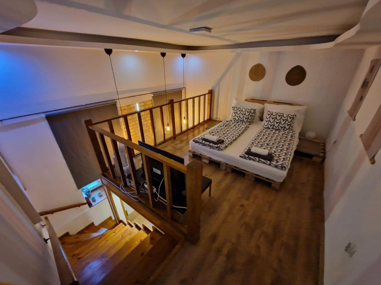 Apartment Stylish Natural With Sauna - Heroes Square